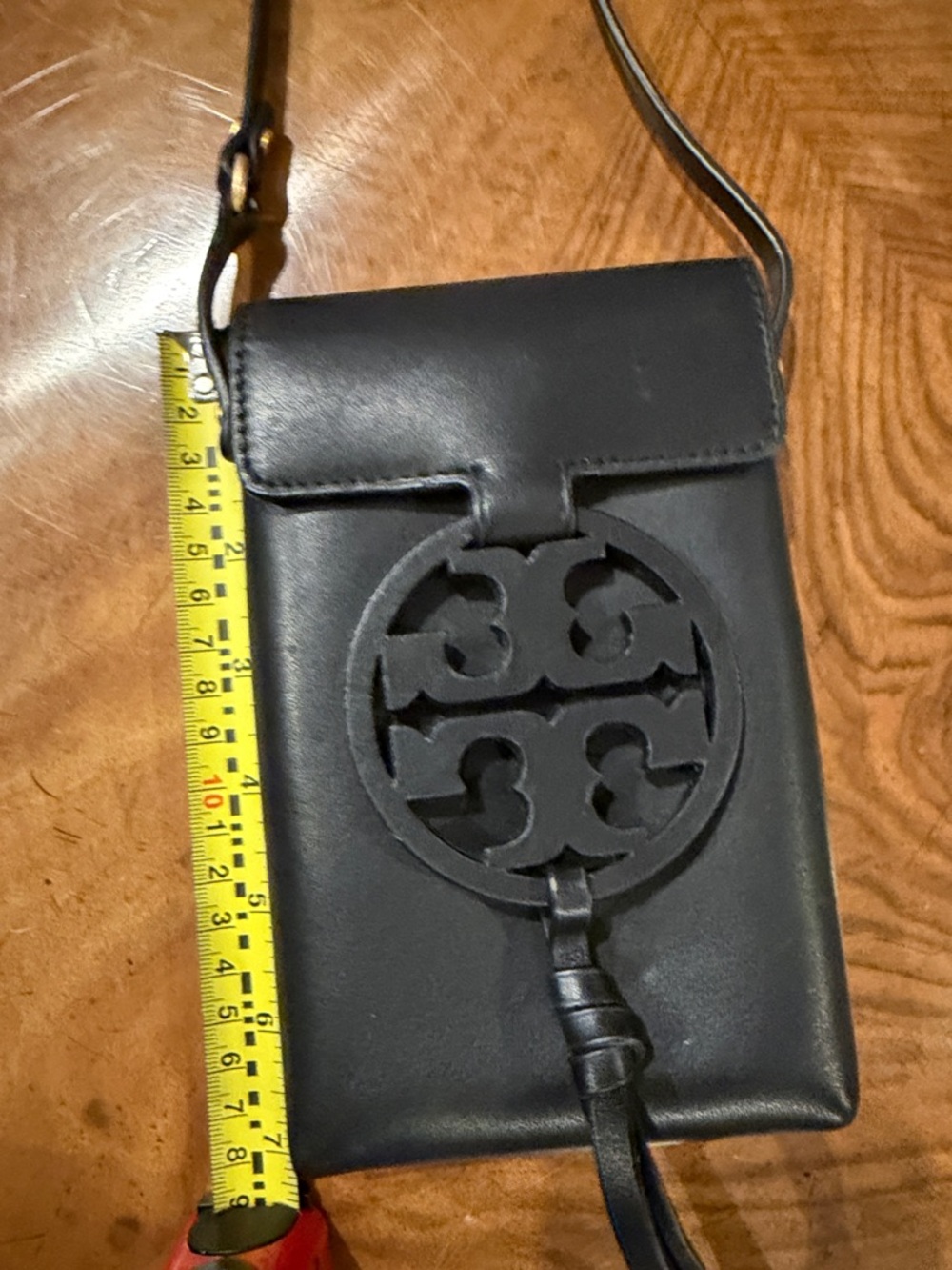 Tory Burch Black Leather Crossbody Phone Bag - Picture 9 of 12